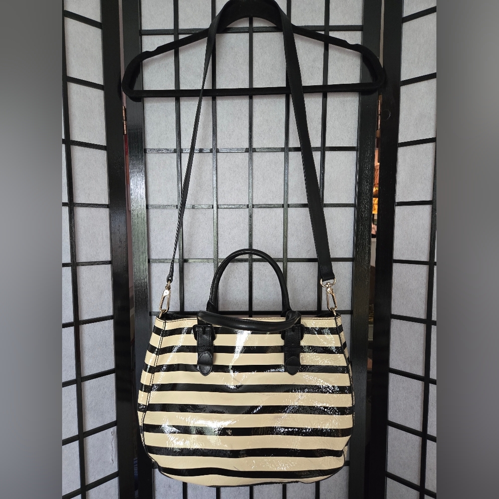 Kate Spade Classic Stripped 2way Tote - Picture 2 of 11